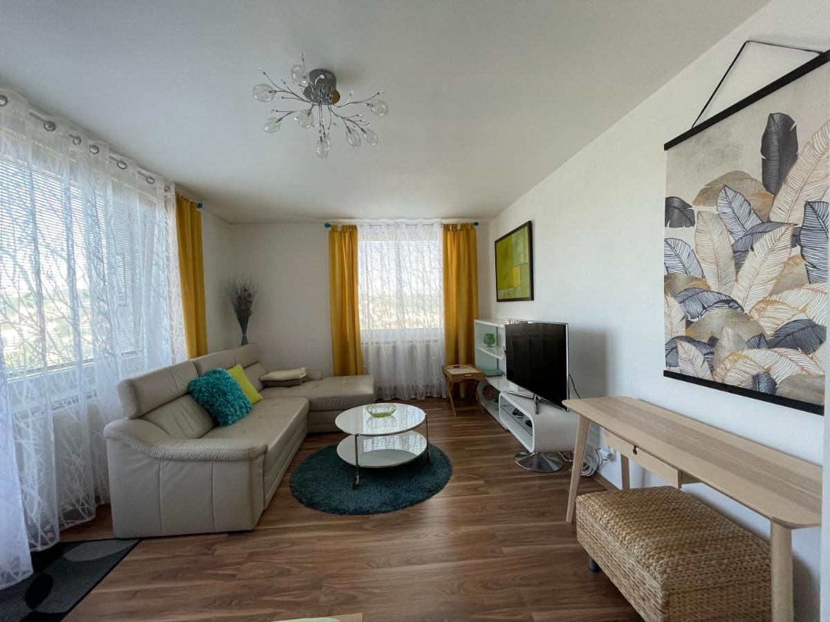 Apartment Jan Прага Екстер'єр фото